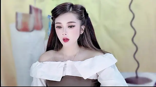 VIWVI online show from May 2026 05:47:01 AM