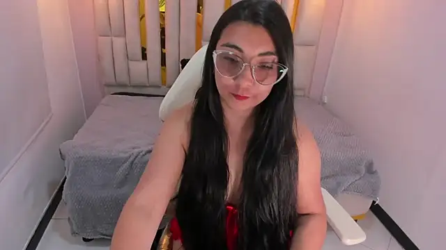 Karla hernandez  online show from February 2025 05:03:02 PM