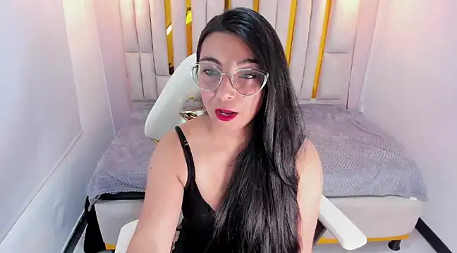 Karla hernandez  online show from March 2025 02:12:02 PM