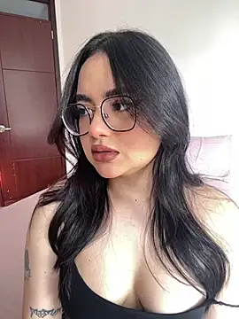 montmariana online show from March 2026 03:50:01 PM