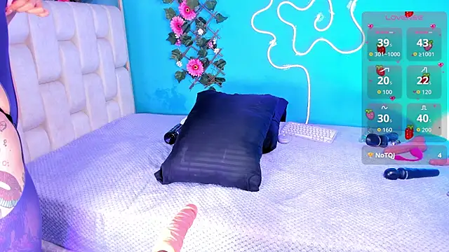 Im foxy01 online show from November 2025 03:28:01 AM