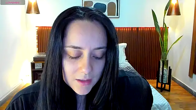KatherineBond online show from November 2025 07:13:01 PM