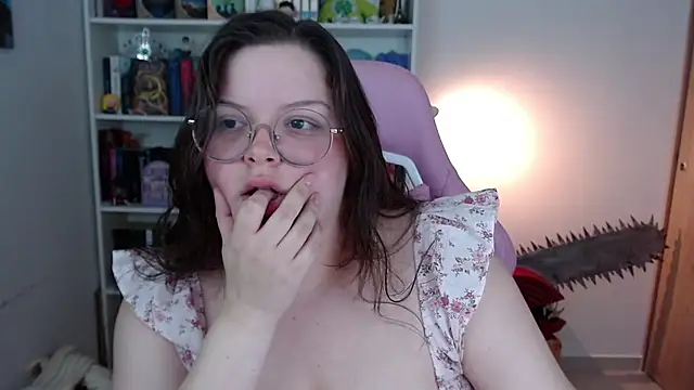 Snapshot of Gabiwaifu chatting on July 2026 12:39:01 AM Gabiwaifu online show from July 2026 12:39:01 AM