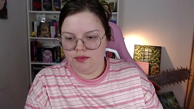 Snapshot of Gabiwaifu chatting on July 2026 07:05:02 PM Gabiwaifu online show from July 2026 07:05:02 PM
