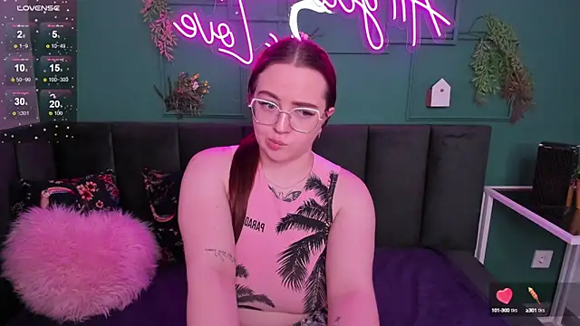 Emma adorablle online show from December 2024 04:55:02 AM