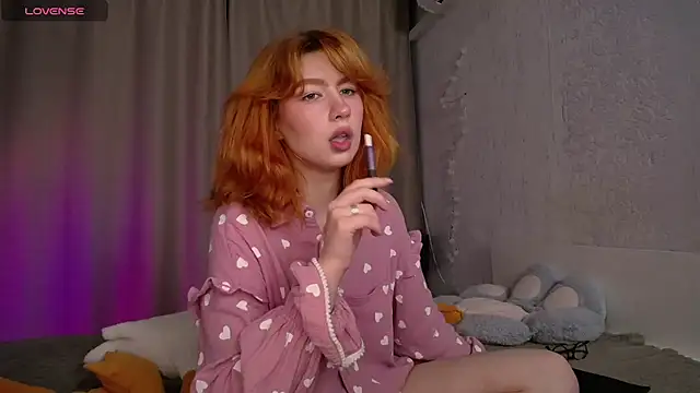 Snapshot of Evaa_Moonn_ chatting on September 2025 11:48:01 PM Evaa Moonn  online show from September 2025 11:48:01 PM