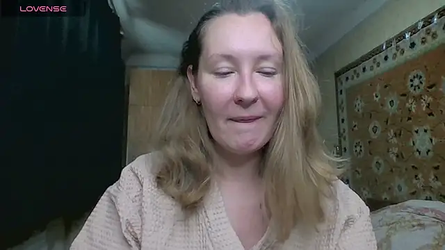 AnnaXLovers online show from September 2025 10:36:01 AM