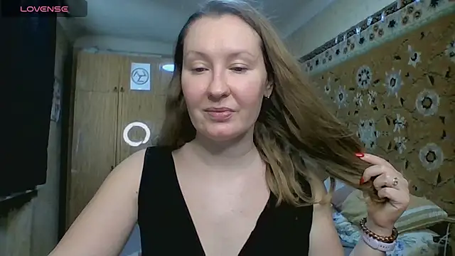 AnnaXLovers online show from March 2026 12:41:01 PM