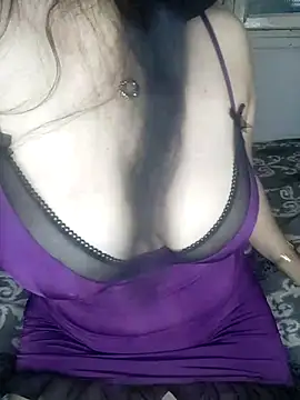 Snapshot of Farouha-aa chatting on February 2025 03:19:01 PM Farouha-aa online show from February 2025 03:19:01 PM