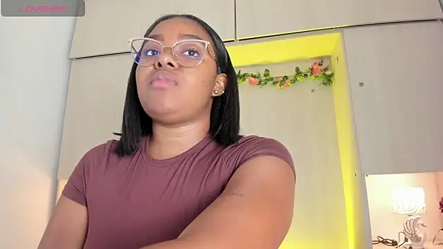 tamaraa smiith online show from April 2026 07:58:02 PM