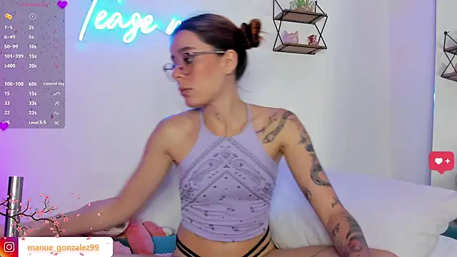 Manuela monroe online show from January 2025 02:30:02 PM