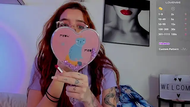 Manuela monroe online show from October 2025 12:47:01 AM