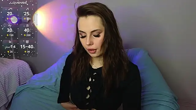 Aisha Riley online show from September 2025 02:11:02 PM