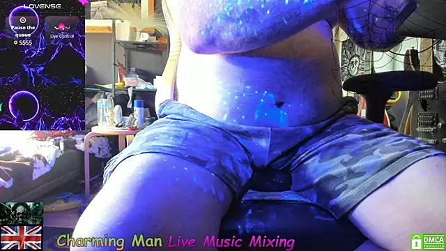 Snapshot of TheGothKing chatting on May 2026 09:06:02 AM TheGothKing online show from May 2026 09:06:02 AM