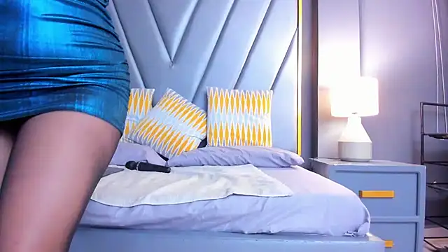 BrendaAdams  online show from October 2025 10:57:01 AM