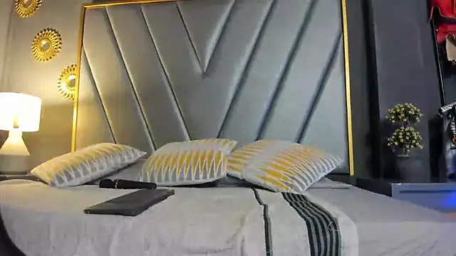 Snapshot of BrendaAdams_ chatting on July 2026 11:18:01 AM BrendaAdams online show from July 2026 11:18:01 AM