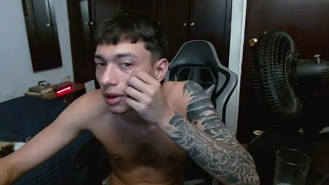 aaron blug online show from November 2025 11:15:01 PM