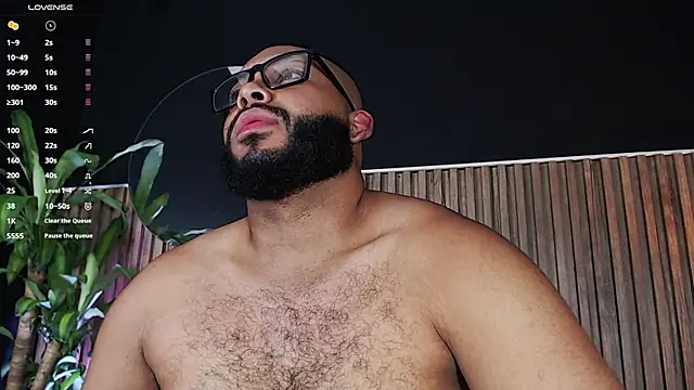 Snapshot of DilanJonnes_ chatting on December 2024 12:08:02 AM DilanJonnes online show from December 2024 12:08:02 AM