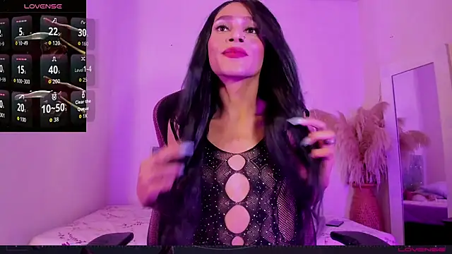 carolinemiller7 online show from October 2025 02:09:02 AM