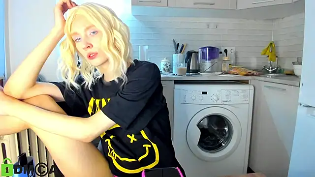  Alice Kitty online show from December 2024 12:56:02 PM