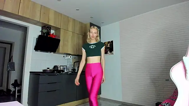  Alice Kitty online show from January 2026 04:45:01 PM