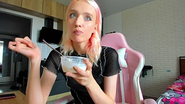  Alice Kitty online show from July 2026 10:39:01 AM