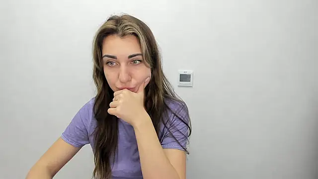 Summmmersky online show from February 2025 10:05:01 AM