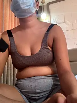 samayra124 online show from November 2025 10:04:02 AM