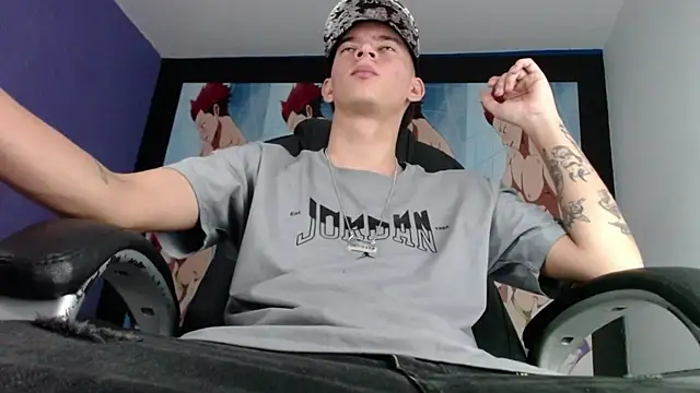 FrannBoy online show from January 2025 06:35:01 PM