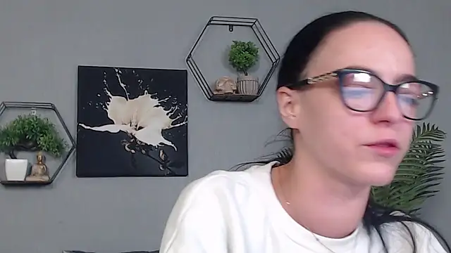 IzabelllNoir online show from February 2026 08:23:02 AM