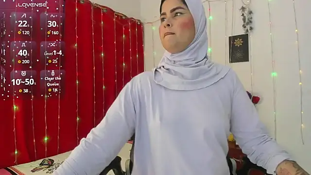 AishaAmin  online show from April 2026 12:17:02 PM