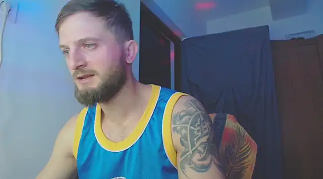 Snapshot of cuple_hoot_ chatting on January 2025 02:56:01 AM cuple hoot  online show from January 2025 02:56:01 AM