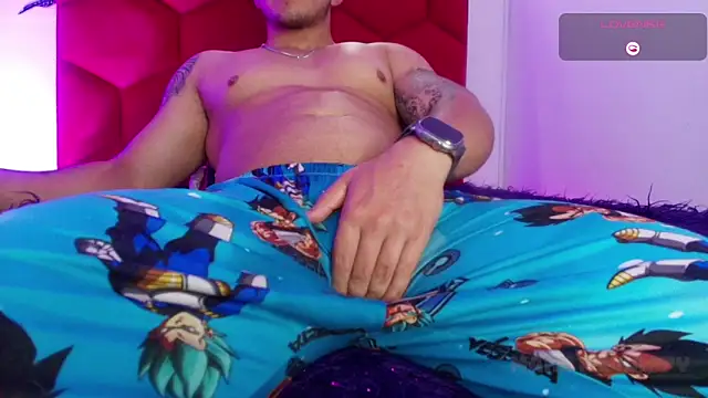 Marc  Waatson online show from December 2025 05:04:02 AM