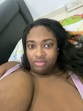 Snapshot of _MARRTINNA_ chatting on January 2025 07:07:01 AM MARRTINNA online show from January 2025 07:07:01 AM