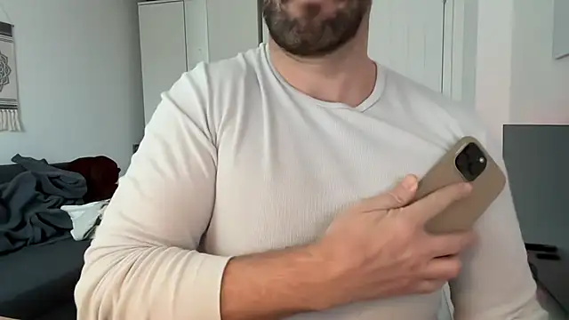 Mr Beef online show from February 2025 12:37:02 PM