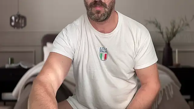 Mr Beef online show from September 2025 10:05:02 AM