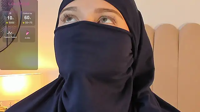 Snapshot of anna-henao chatting on December 2024 12:27:02 PM anna-henao online show from December 2024 12:27:02 PM