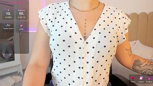 Snapshot of anna-henao chatting on December 2024 12:19:02 PM anna-henao online show from December 2024 12:19:02 PM