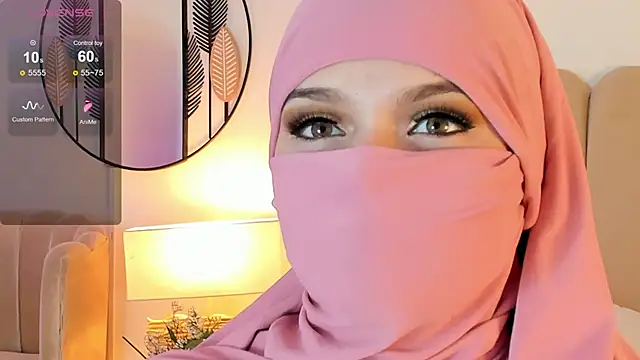 Snapshot of anna-henao chatting on February 2025 03:00:01 PM anna-henao online show from February 2025 03:00:01 PM