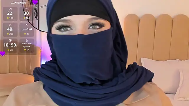 Snapshot of anna-henao chatting on September 2025 07:15:02 PM anna-henao online show from September 2025 07:15:02 PM