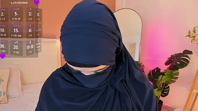 Snapshot of anna-henao chatting on September 2025 07:06:02 PM anna-henao online show from September 2025 07:06:02 PM