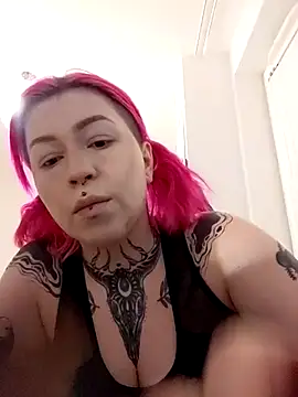 divine eve online show from February 2025 09:11:02 PM