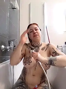 Snapshot of divine_eve chatting on February 2026 11:53:02 AM divine eve online show from February 2026 11:53:02 AM