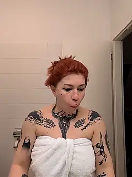 Snapshot of divine_eve chatting on February 2026 06:08:02 PM divine eve online show from February 2026 06:08:02 PM