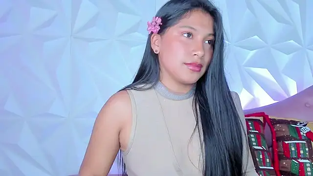 LinnaGardenia online show from December 2024 04:36:01 PM