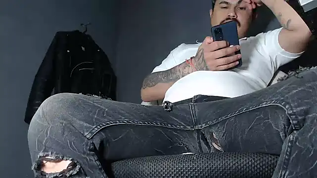 DickMasterfindom online show from February 2025 05:15:01 AM