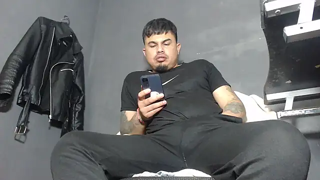 DickMasterfindom online show from March 2025 04:13:01 AM