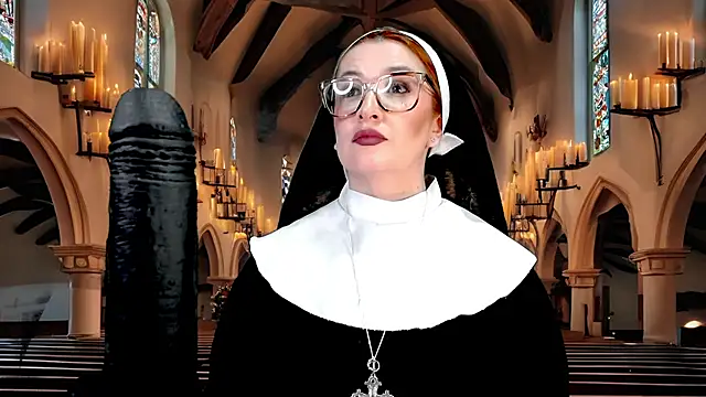 helenas fantasy online show from December 2024 06:46:01 PM