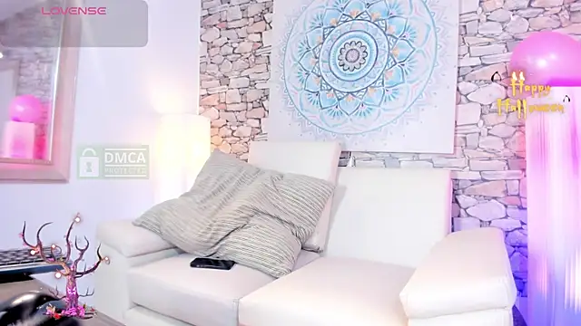 Snapshot of Jhonny-Blake chatting on October 2025 09:24:01 PM Jhonny-Blake online show from October 2025 09:24:01 PM