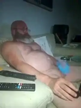 Snapshot of iambradz chatting on November 2025 03:07:02 PM iambradz online show from November 2025 03:07:02 PM